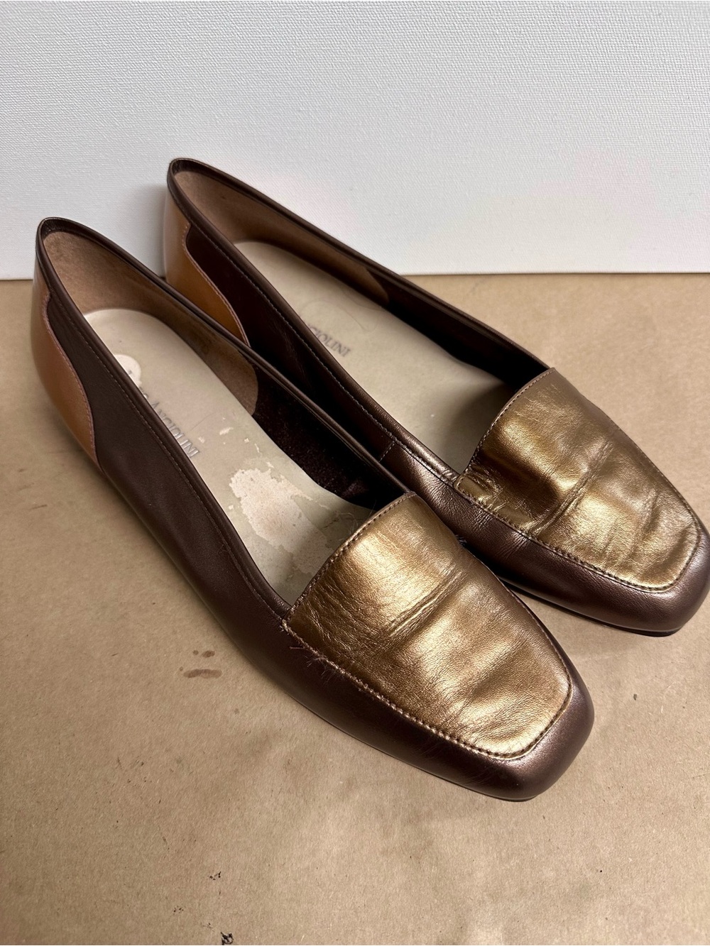 Enzo Angiolini Brown and Gold Leather Loafers